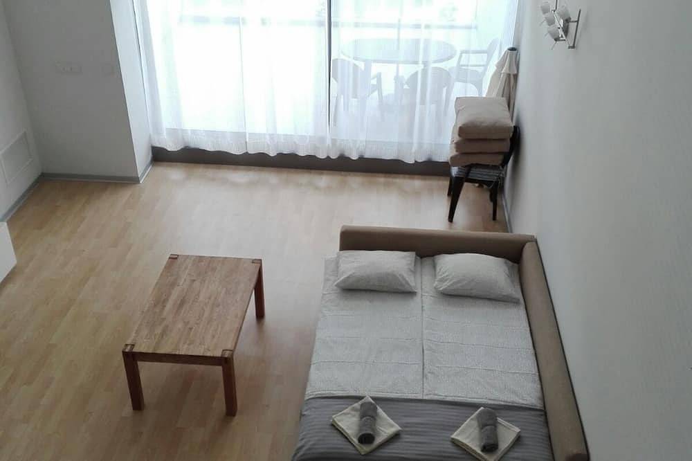 Apartamento entero, Loft con terraza de 24m2, piscina, jardín y garaje. in Valencia, Costa de Valencia
