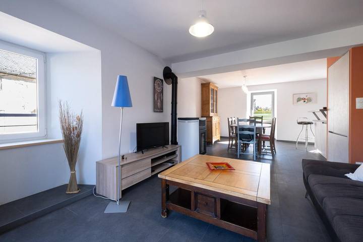 Gîte pour 6 personnes, avec terrasse à Saint-Amans