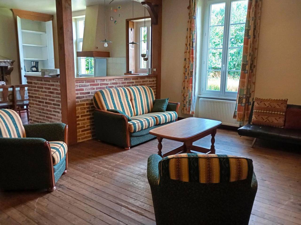 Geräumiges Landhaus mit Wlan und Haustiere erlaubt in Montvicq, Montluçon und Umgebung