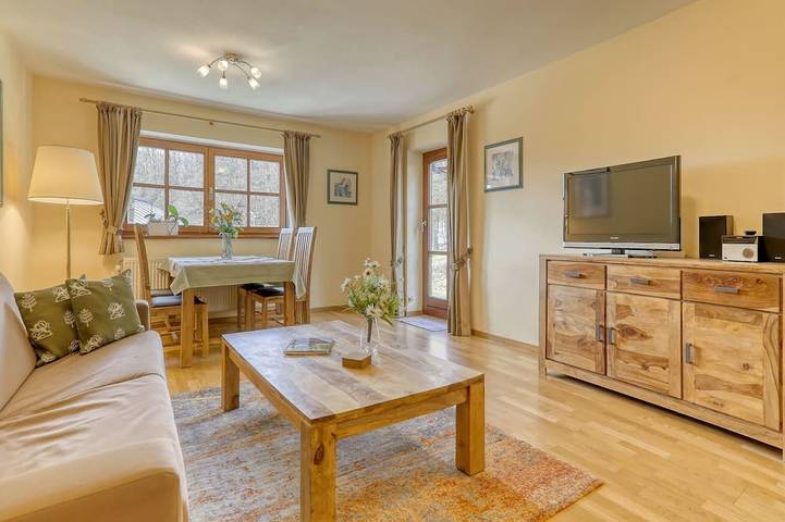 Ferienwohnung für 4 Personen, mit Sauna und Garten in Spiegelau