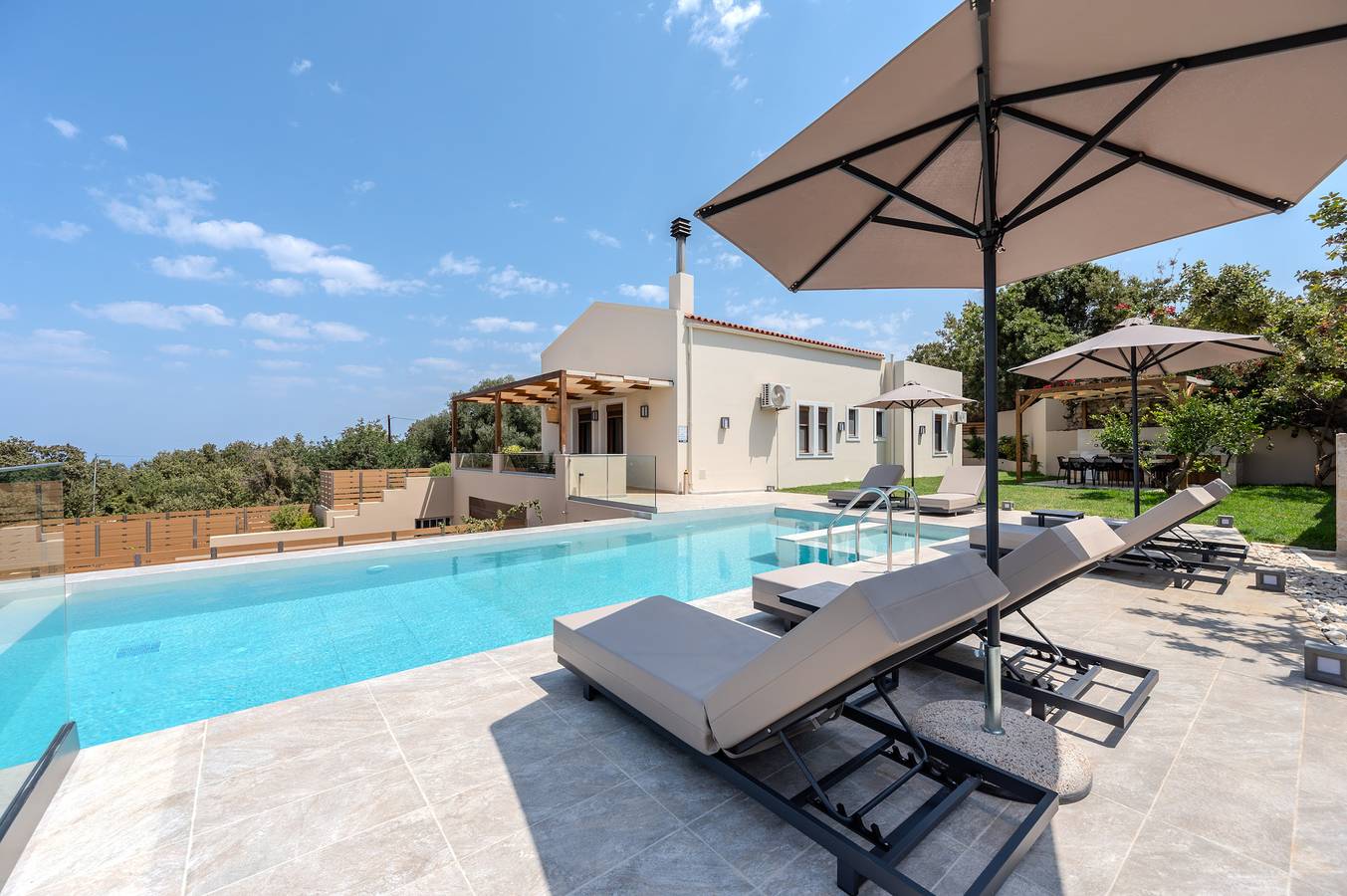 Athos Rural Villa in Prines, Nikiforos Fokas