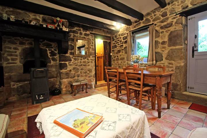 Gîte pour 4 personnes, avec jardin, animaux acceptés à Saint-Julien-le-Petit - 4