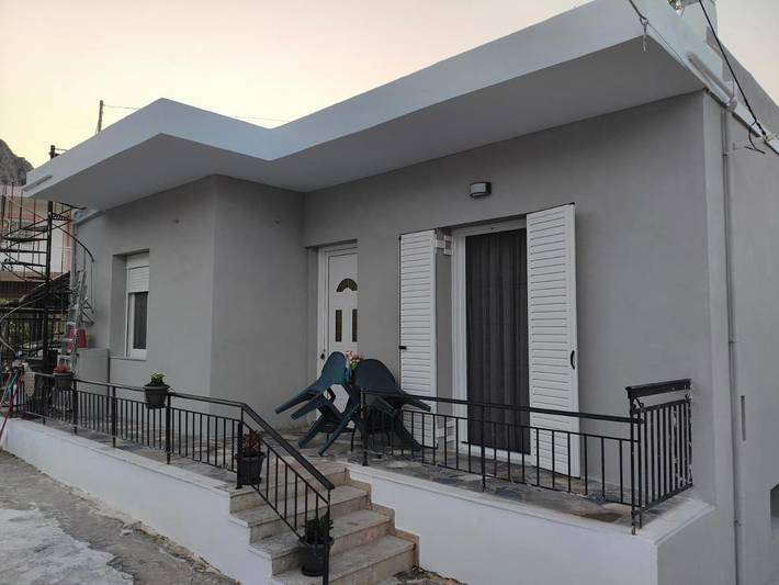 Ferienhaus für 4 Personen, mit Balkon und Terrasse sowie Garten in Asini