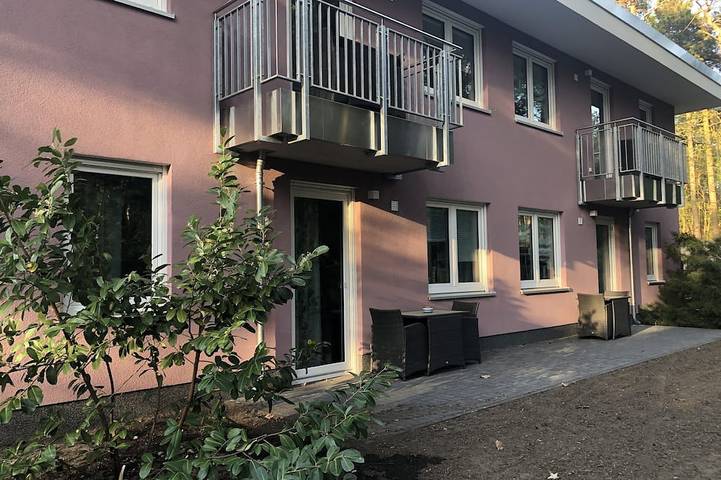Ferien-Apartment mit Balkon - am Stadtrand von Berlin in Blankenfelde, Blankenfelde-Mahlow