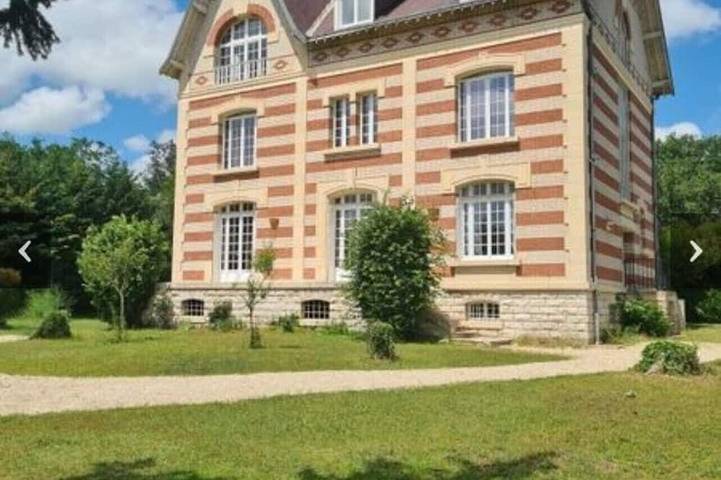 Gîte pour 20 personnes dans Congis-sur-Thérouanne