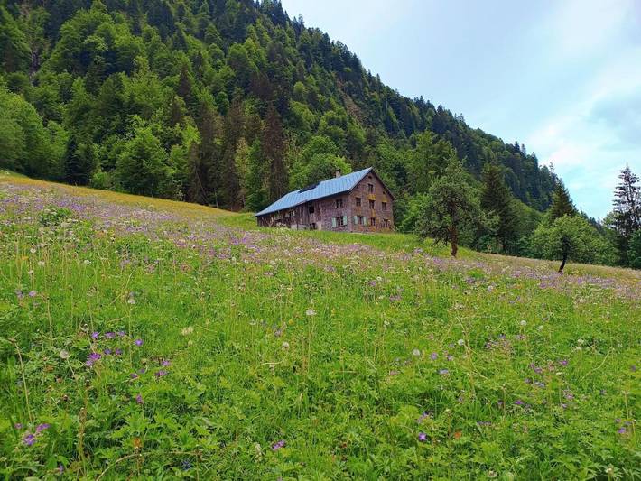 Ferienhaus für 9 Personen, mit Terrasse und Garten sowie Ausblick in Sonntag