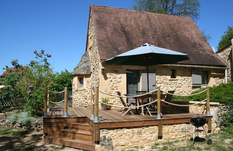 Gîte pour 3 personnes, avec jardin et terrasse à Tursac