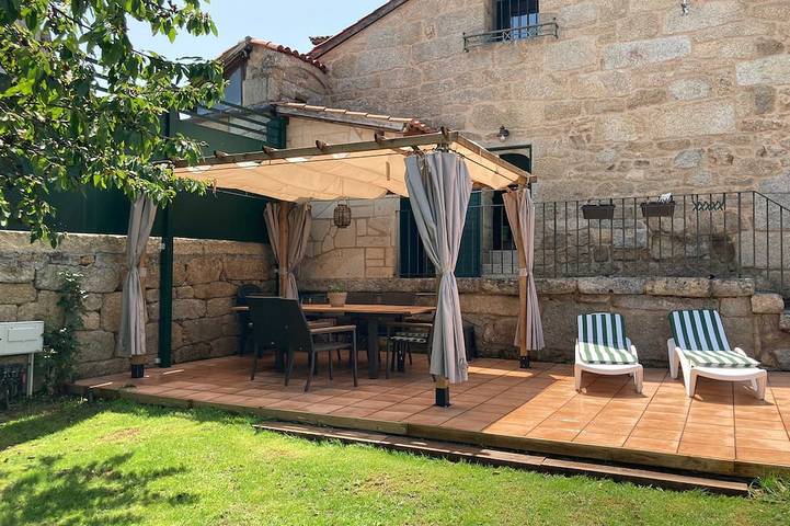Gîte pour 8 personnes, avec jardin et balcon, animaux acceptés - 1
