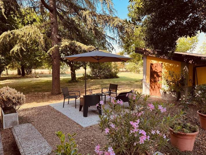 Alojamiento y desayuno para 2 personas, con vistas y jardín - 1