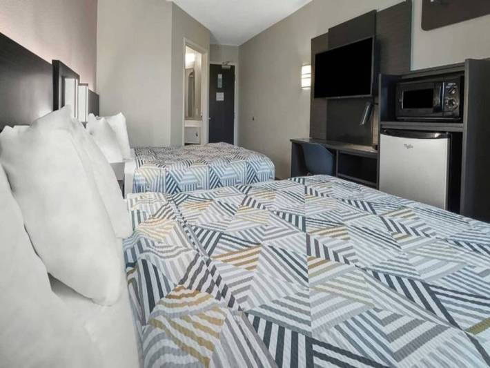 Entire apartment, 2 Full Beds | Micfridge, Non-smoking in Hope Hull, Alabama