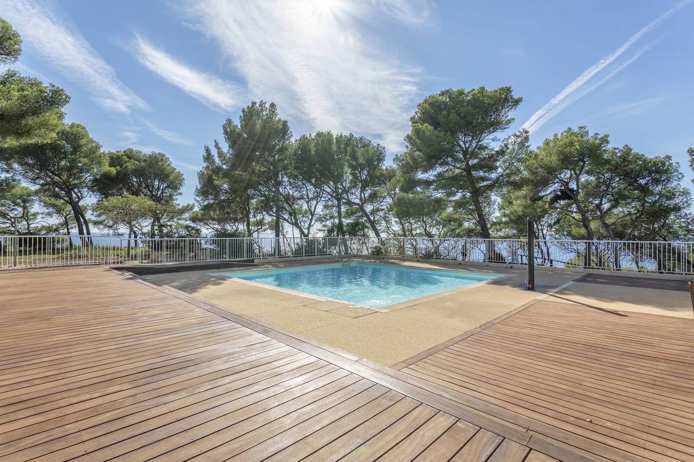 Studio entier, Studio Athéna - Welkeys in Bandol, Côte méditerranéenne (France)