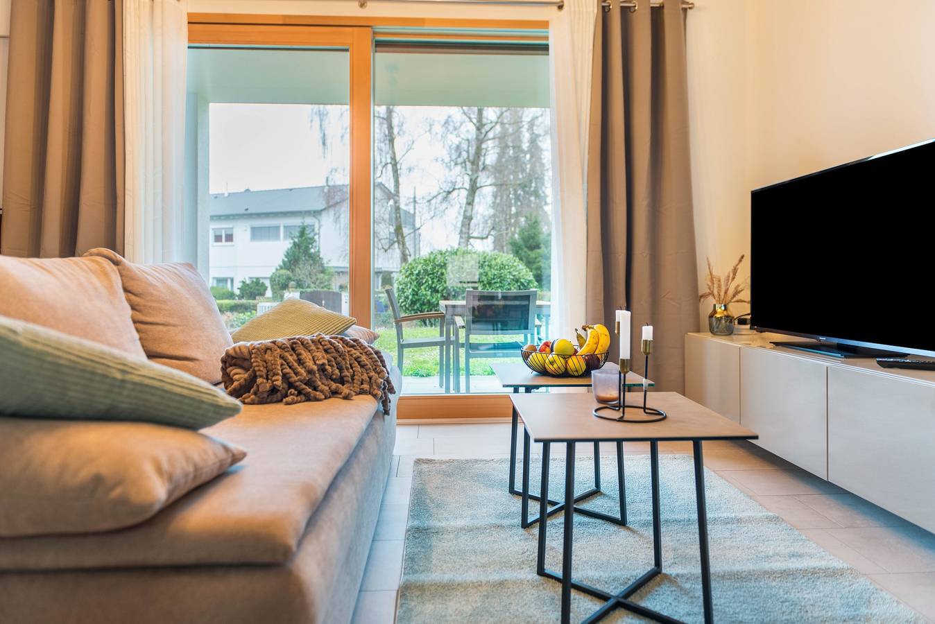 Ganze Wohnung, Apartment 'Aquamarin' mit Bergblick, privater Terrasse und Wlan in Überlingen, Region Bodensee-Oberschwaben