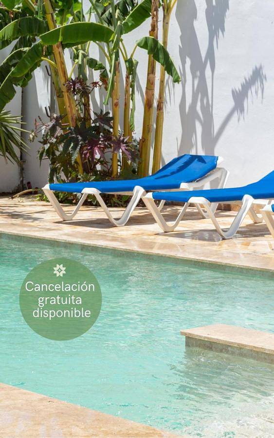 Casa de huéspuedes para 2 personas, con Terraza además de Jardín y Piscina en Barbate