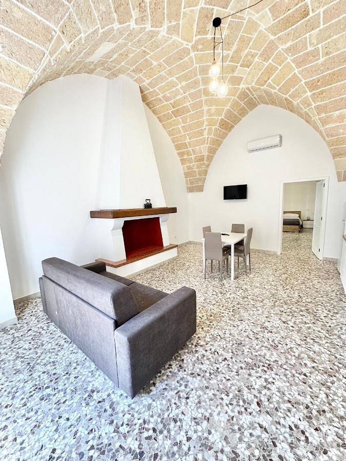 Gîte pour 6 personnes, avec balcon à Copertino - 3