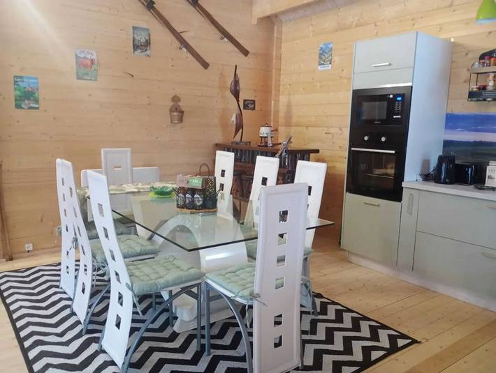 Gîte pour 8 personnes, avec jardin à Murat-le-Quaire - 3