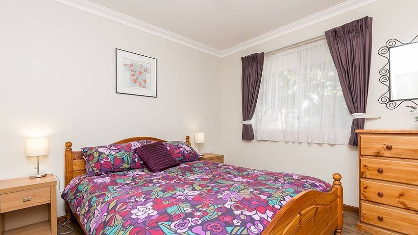 Holiday home for 7 people, with garden and terrace in Mandurah