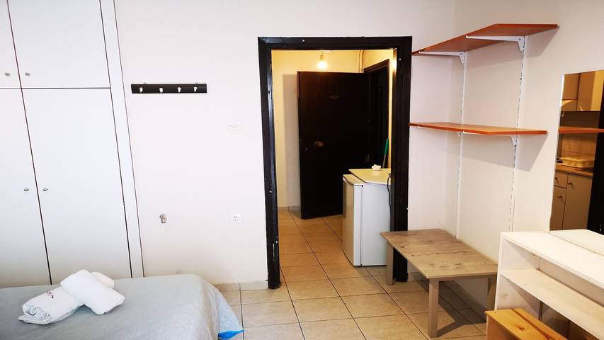 Studio entier, Studio pour 2 personnes avec terrasse in Région d'Iraklio-Héraklion