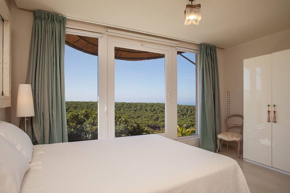 \"Encanto Natural y Privacidad en la Xingu House - Finca Love Garden\" in Playa de los Alemanes, Tarifa