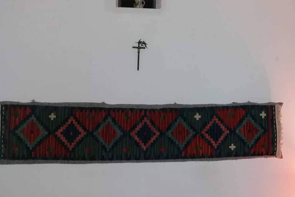 Cosy Mediterranean Cottage on top of a hill unspoilt nature silence and seaview in Marsala, Provincia di Trapani