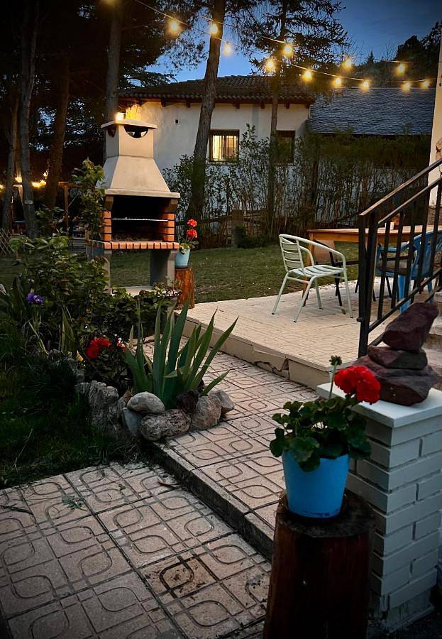 Casa de vacaciones para 8 personas, con Terraza además de Jardín y Vistas en Albarracín - 2