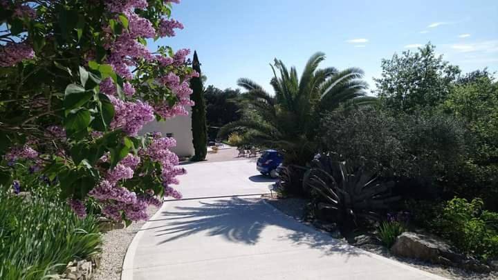 Chambre d’hôte pour 2 personnes, avec Terrasse et Jardin à Mauressargues