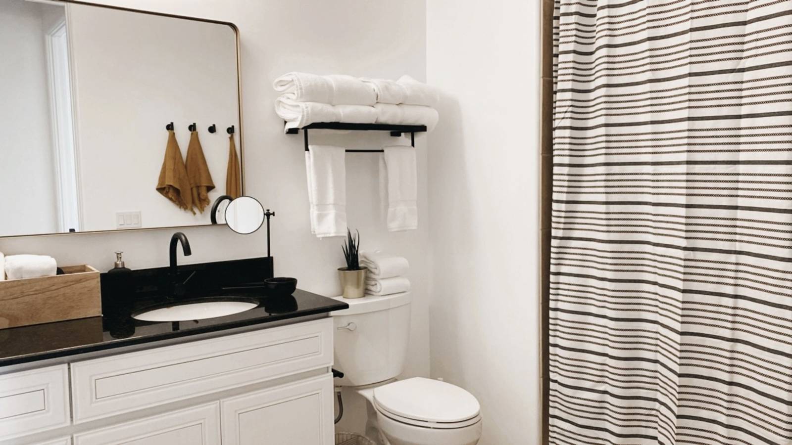 Apartamento entero, Designer 1 bed | 5 min to Old Town | Dogs welcome! in La Quinta (California), Coachella Valley