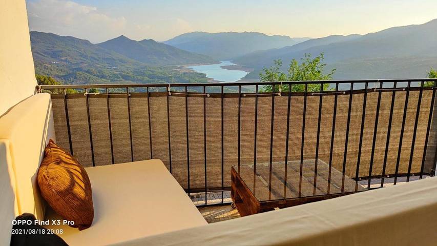 Location de vacances pour 8 personnes, avec vue ainsi que jardin et vue sur le lac à Hornos - 2