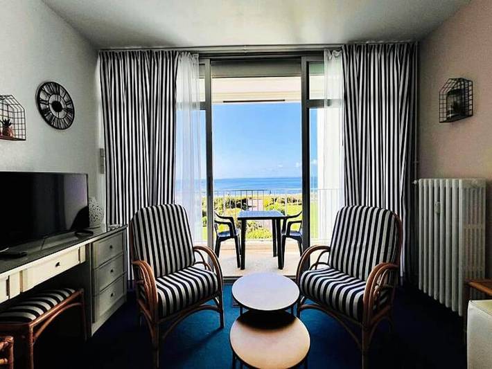 Gîte pour 2 personnes, avec balcon, adapté aux familles dans Thalassa - 4