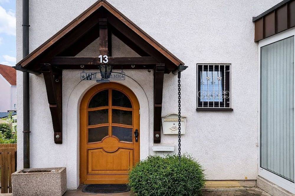 Ganze Wohnung, Ferienwohnung Wie dehemm - Appartement/Fewo, Dusche, Wc, 1 Schlafraum in St. Ingbert, Saarpfalz-Kreis