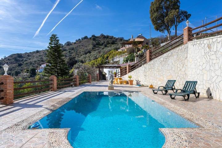 Chalet para 6 personas, con piscina - 1