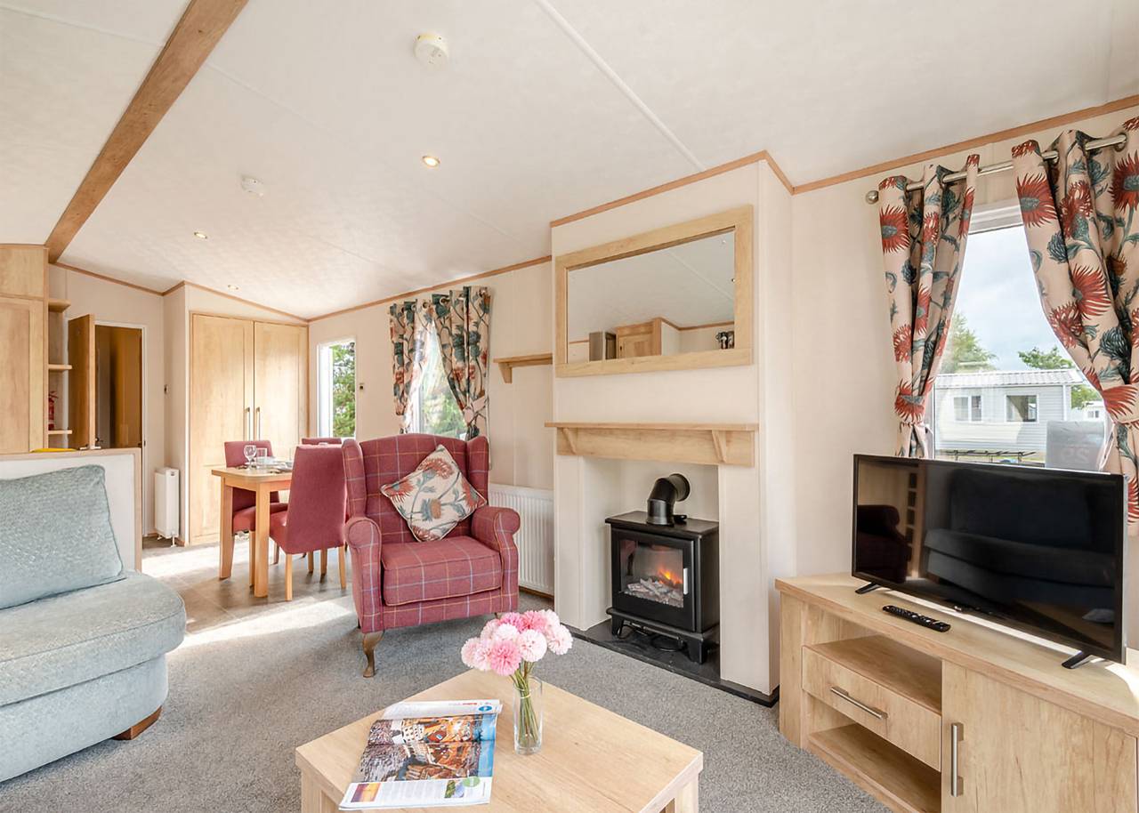 Gold Premium Caravan with parking & decking 4 in Skegness, Lincolnshire