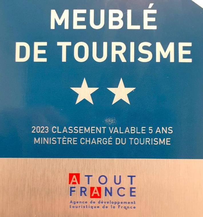 Gîte pour 5 personnes, avec balcon et vue dans Plage du Veillon - 2