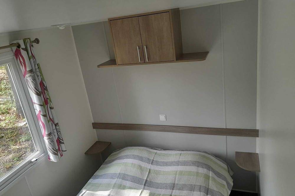 Mobil Home/bungalow/tiny House L'échappée Parisienne in Saint-Chéron, Essonne