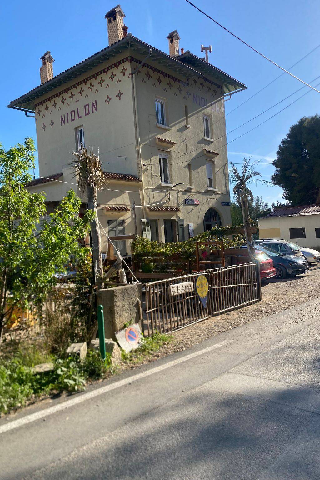 Ganze Wohnung, Figuerolles in Niolon, Le Rove