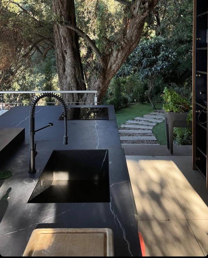 Villa pour 8 personnes, avec terrasse et vue ainsi que jardin et piscine à Roquebrune-Cap-Martin - 3