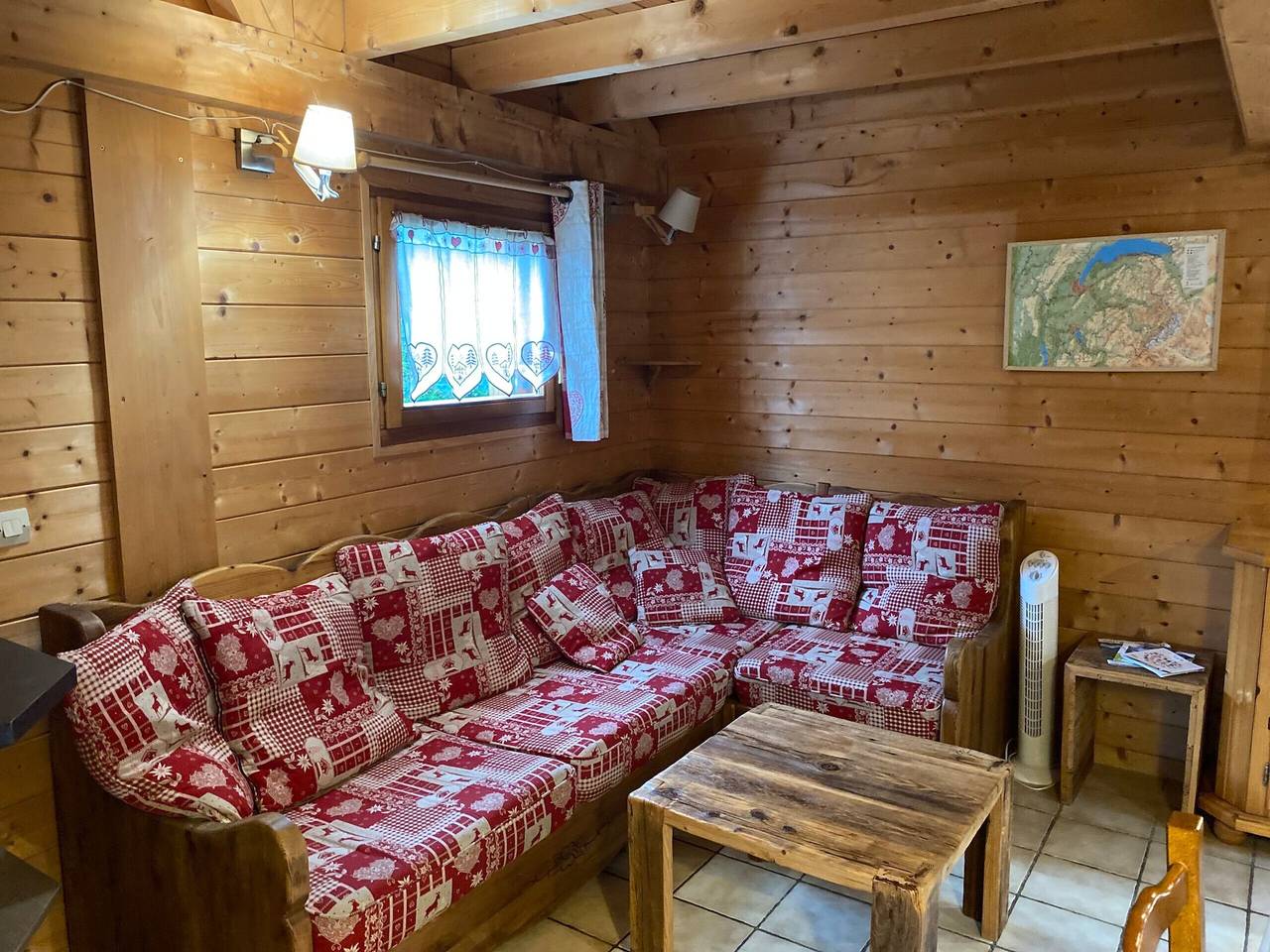 Chalet « 6p - Le Refuge Des Lhottis » avec vue montagne, terrasse privée et Wi-Fi in Verchaix, Région de Bonneville