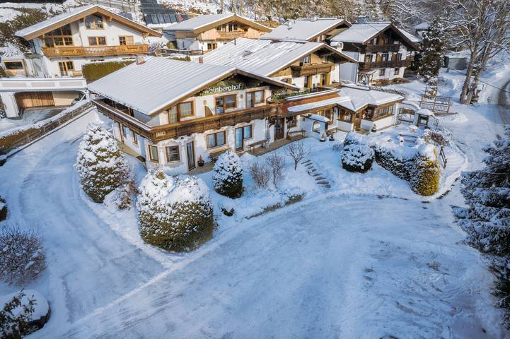 Ferienhaus für 40 Personen, mit Garten und Terrasse sowie Sauna in Kirchberg in Tirol - 2
