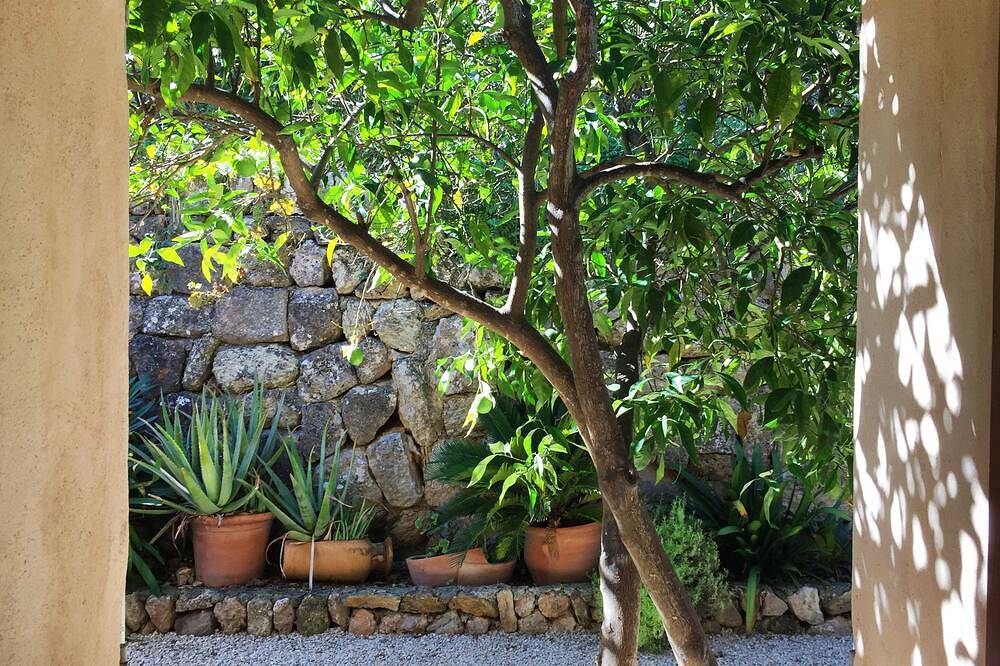 Holiday home in Soller with pool and amazing views. in Sóller, West Majorca