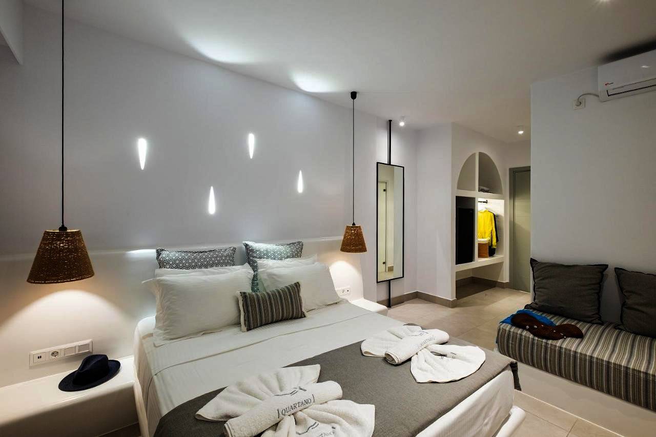 Budget Double Room in Náoussa, Paros