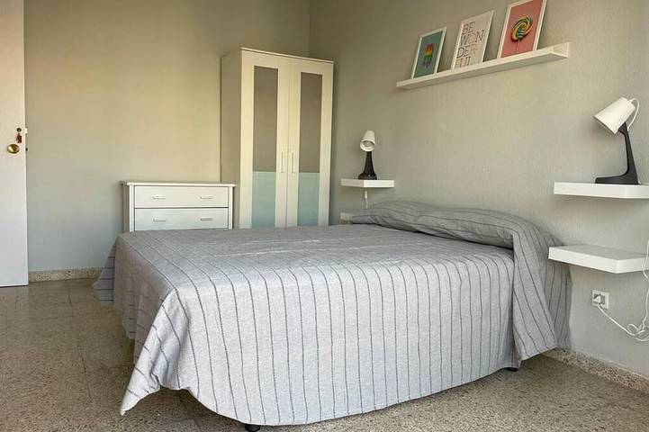 Entire apartment, Bahia de Algeciras, close to the beach. in Algeciras, Costa de la Luz