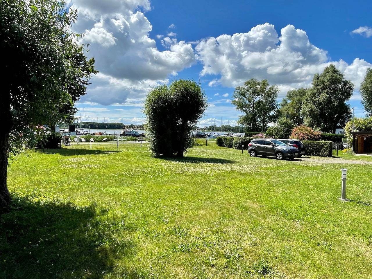 Ganze Ferienwohnung, A: Ferienwohnung 01 & 10 Am Selliner See - Haus 1 Fewo 01 Am Selliner See mit Terrasse in Selliner See, Sellin