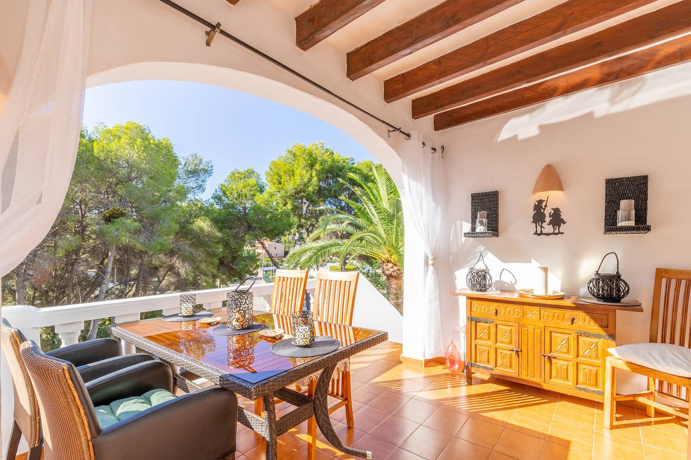 Apartamento 'Sillero Dos' con piscina compartida, terraza privada y aire acondicionado. in Pinar de lAdvocat (Moraira), Teulada