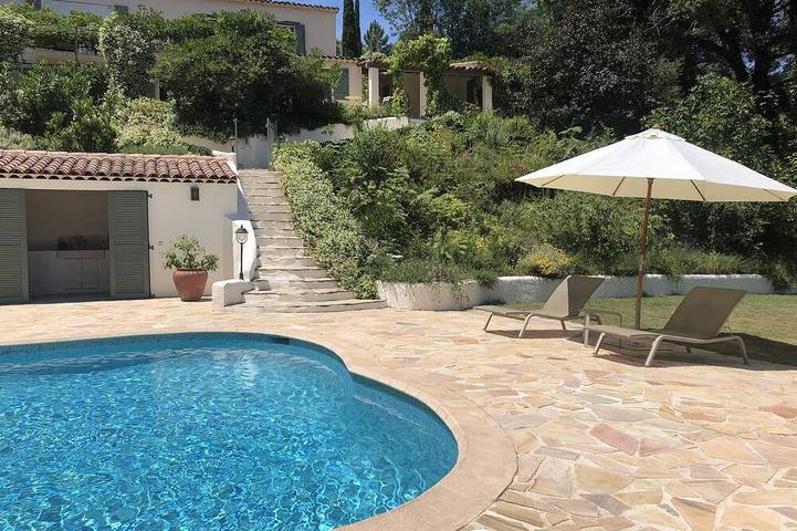 Vakantiehuis voor 8 personen, met tuin en whirlpool in La Garde-Freinet