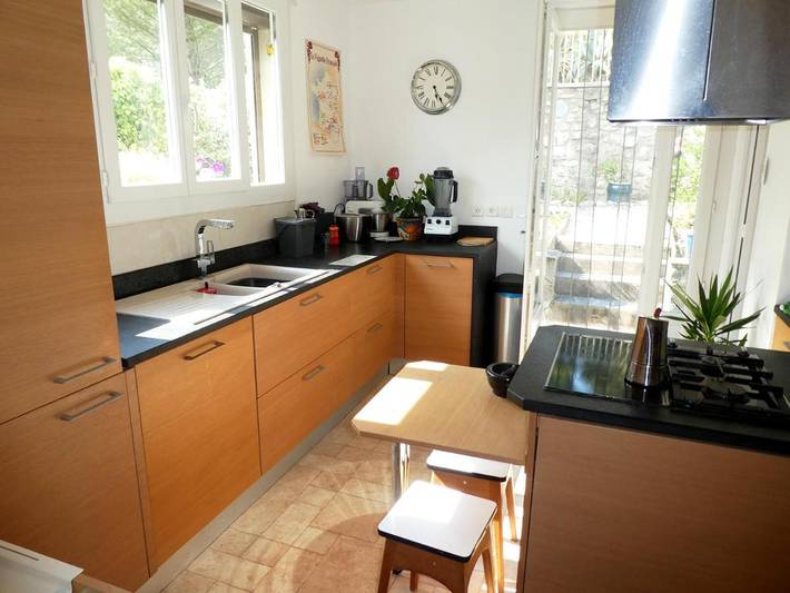 Location de vacances pour 4 personnes, avec vue ainsi que jardin et piscine à Eus - 4