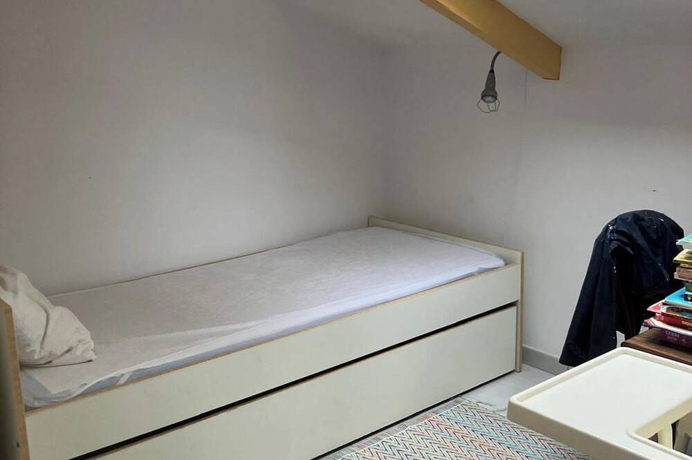 Appartement entier, Appartement Cote Mer,  vue sur le port de Sauzon , Belle-Ile-en-Mer in Sauzon, Côte des Mégalithes