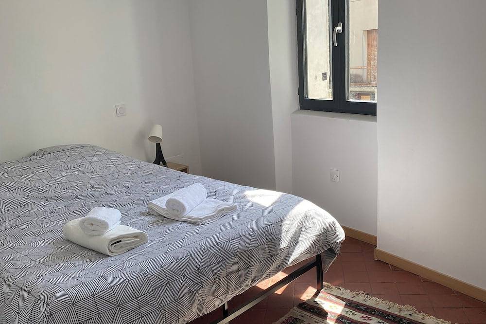 Charming Village House in Aubignan, Vaucluse
