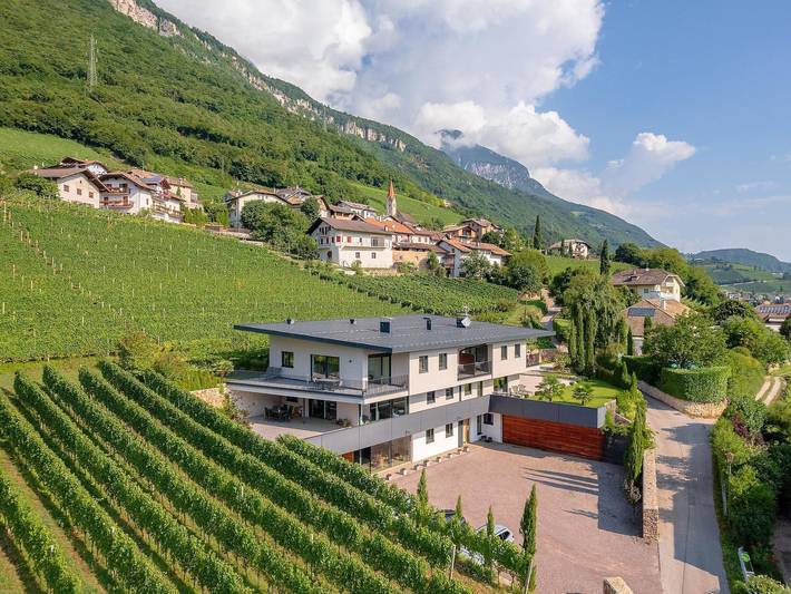 Ferienwohnung für 6 Personen, mit Ausblick und Garten sowie Balkon - 1
