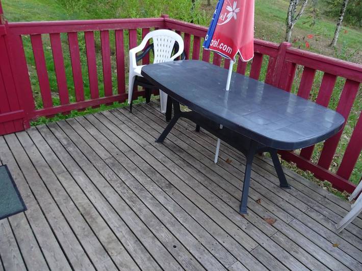 Gîte pour 6 personnes, avec piscine et terrasse, animaux acceptés à Thiviers - 2