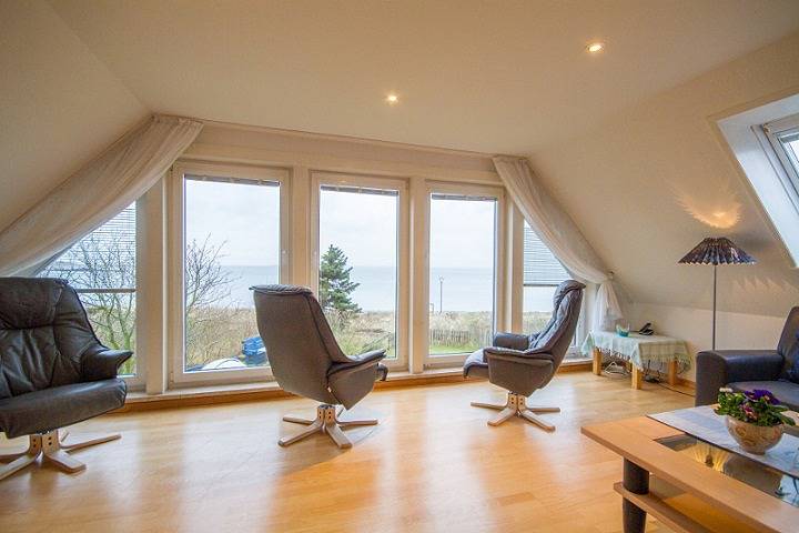 Ferienhaus mit Meerblick für 6 Personen, mit Terrasse und Garten sowie Seeblick in Nordfriesland - 2