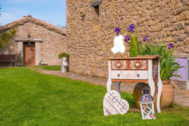 Casa rural para 5 personas, con Terraza además de Jardín y Piscina en Vilada